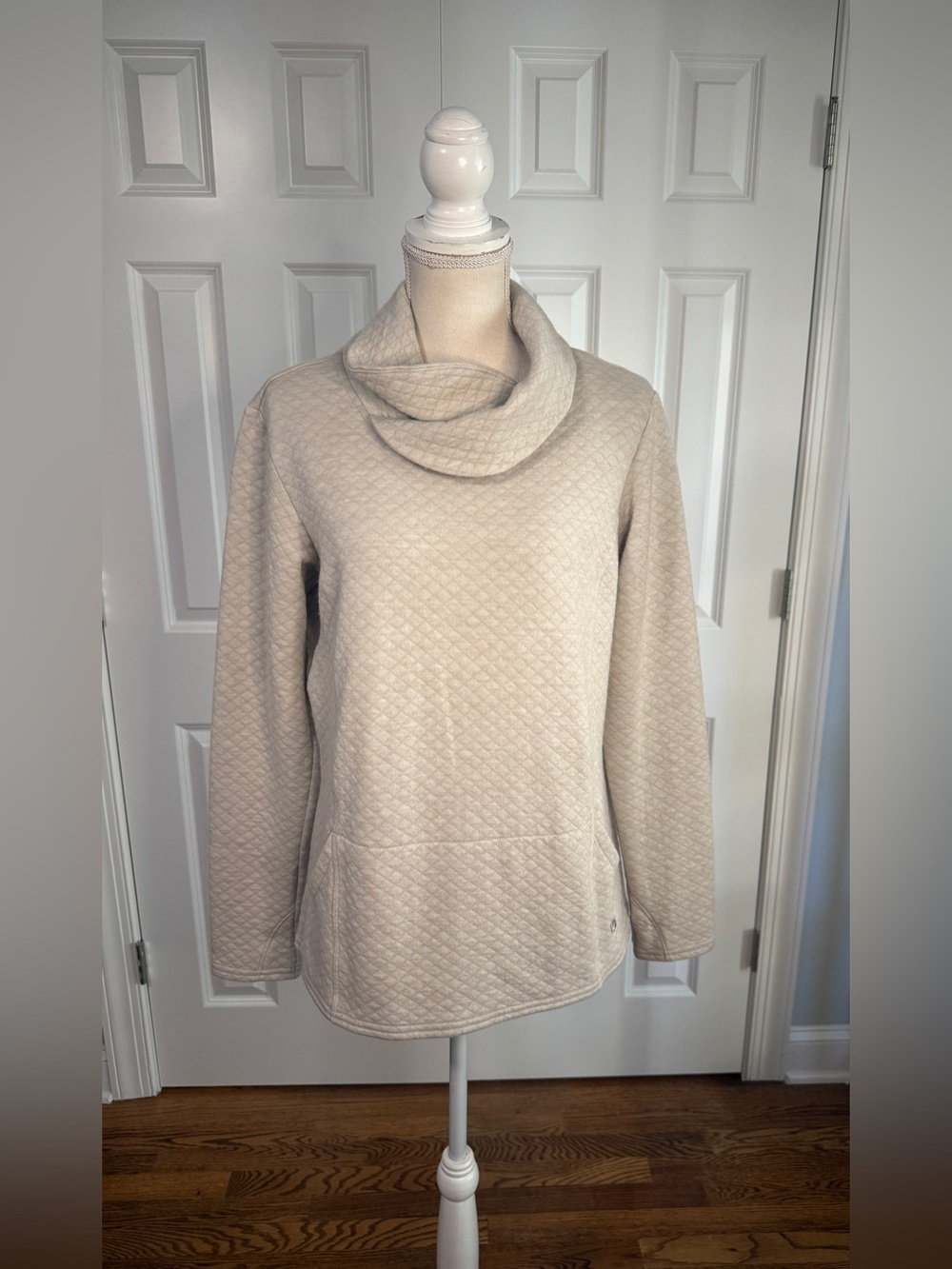 KUHL Athena Pullover Sweater Women Large L Dove Beige Quilted Cowl Neck Wool